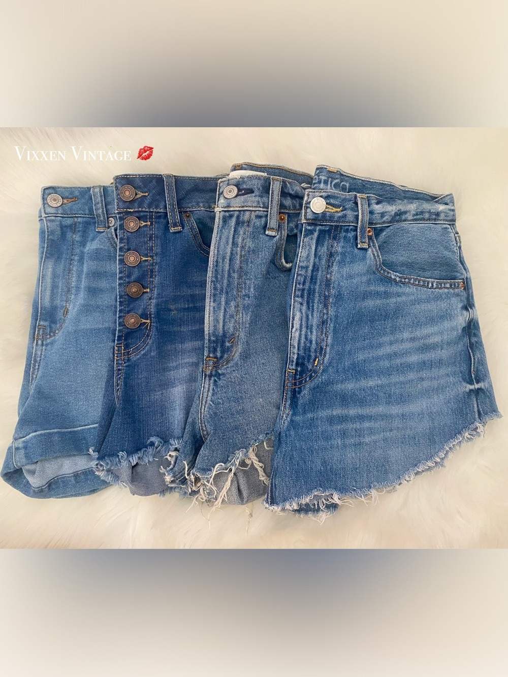 ASSORTED HIGH WAISTED DISTRESSED DENIM SHORTS IN MEDIUM WASH - Picture 3 of 4